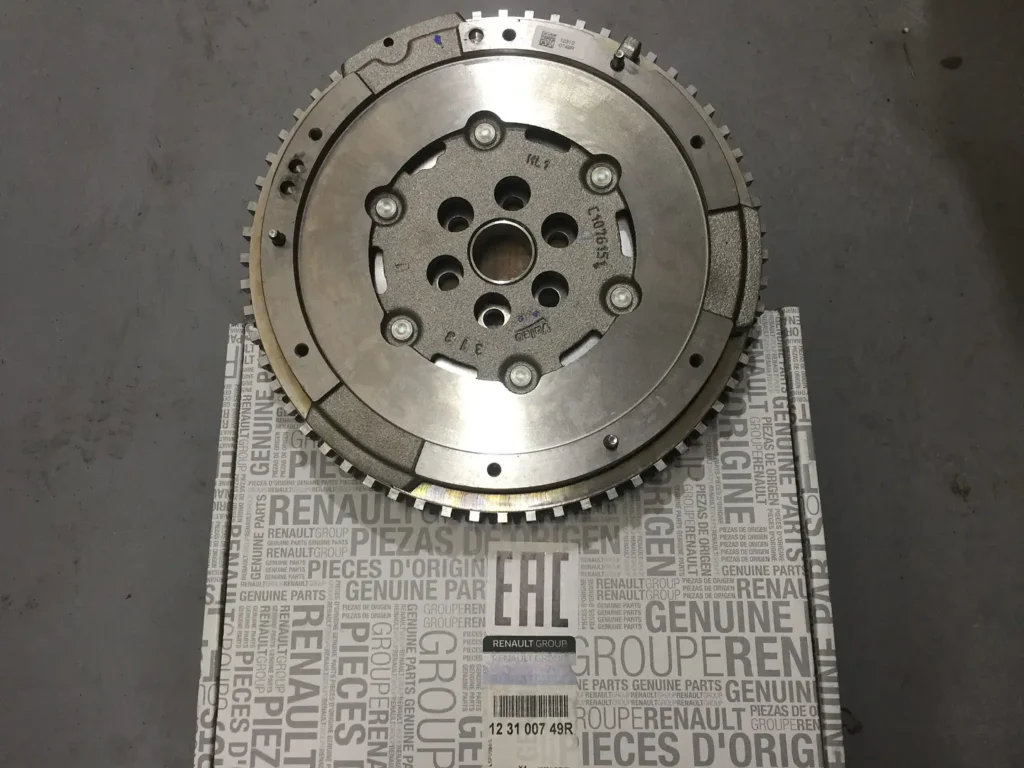 Volantă originală Renault 123100749R – 1.0 TCe – Dacia Logan 3, Jogger, Duster GPL