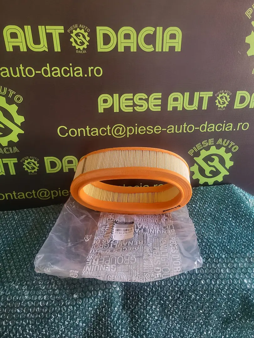 Filtru aer original pentru Dacia Logan si Sandero 1.4 si 1.6